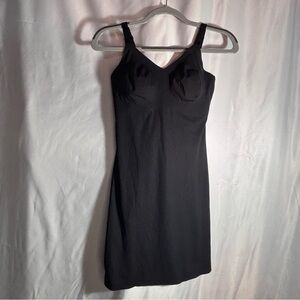KNIX Sz S Shapewear Slip With Padded Bra Cups Comfort Straps